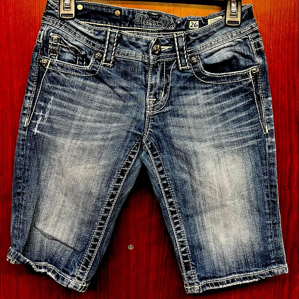 Miss Me Bermuda Women’s Shorts size 26